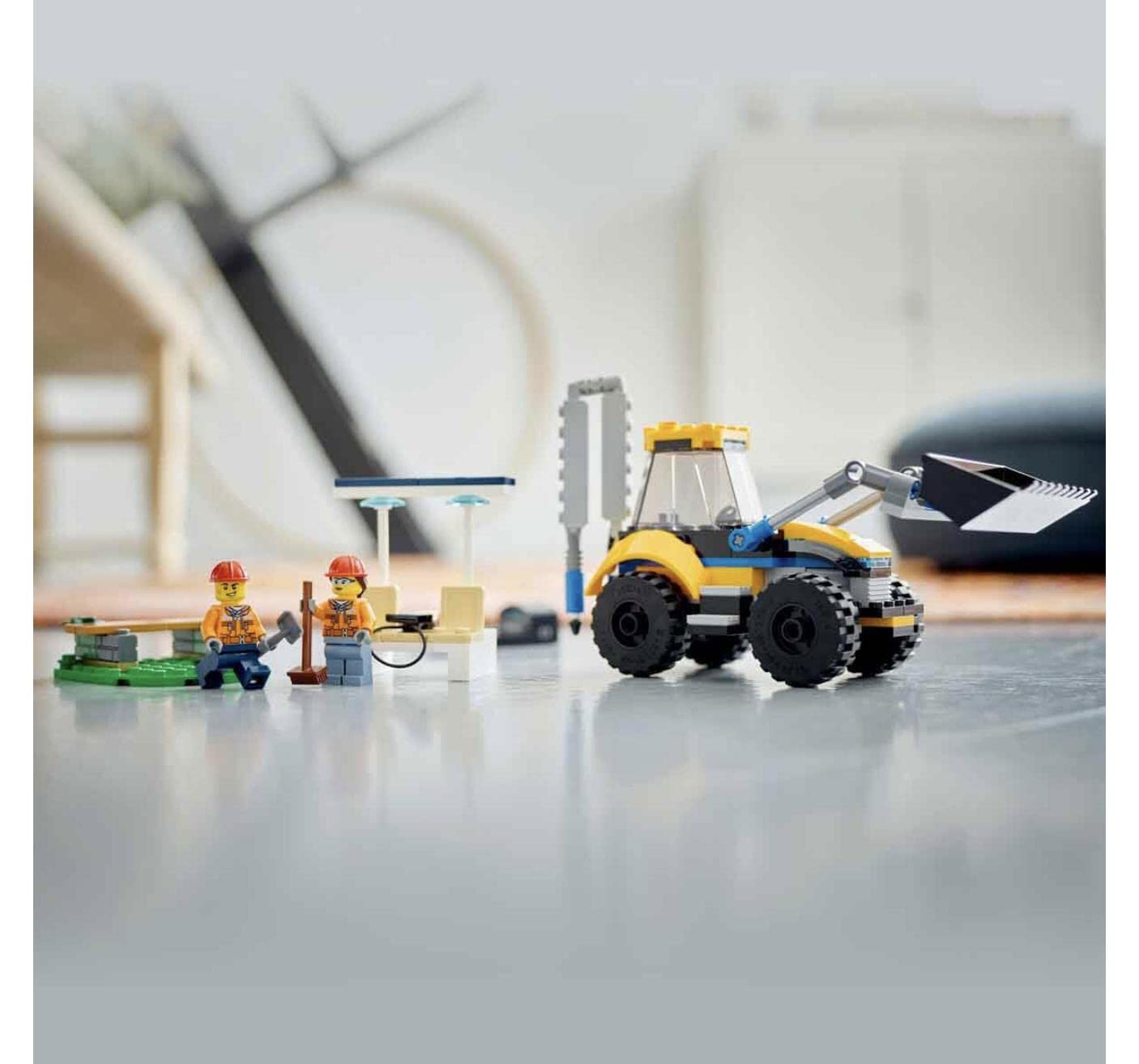 Lego 60385 City Great Vehicles Excavator Building Set with Mini Figures and Accessories, Gift Idea, Building Kit for Children Over 5 Years