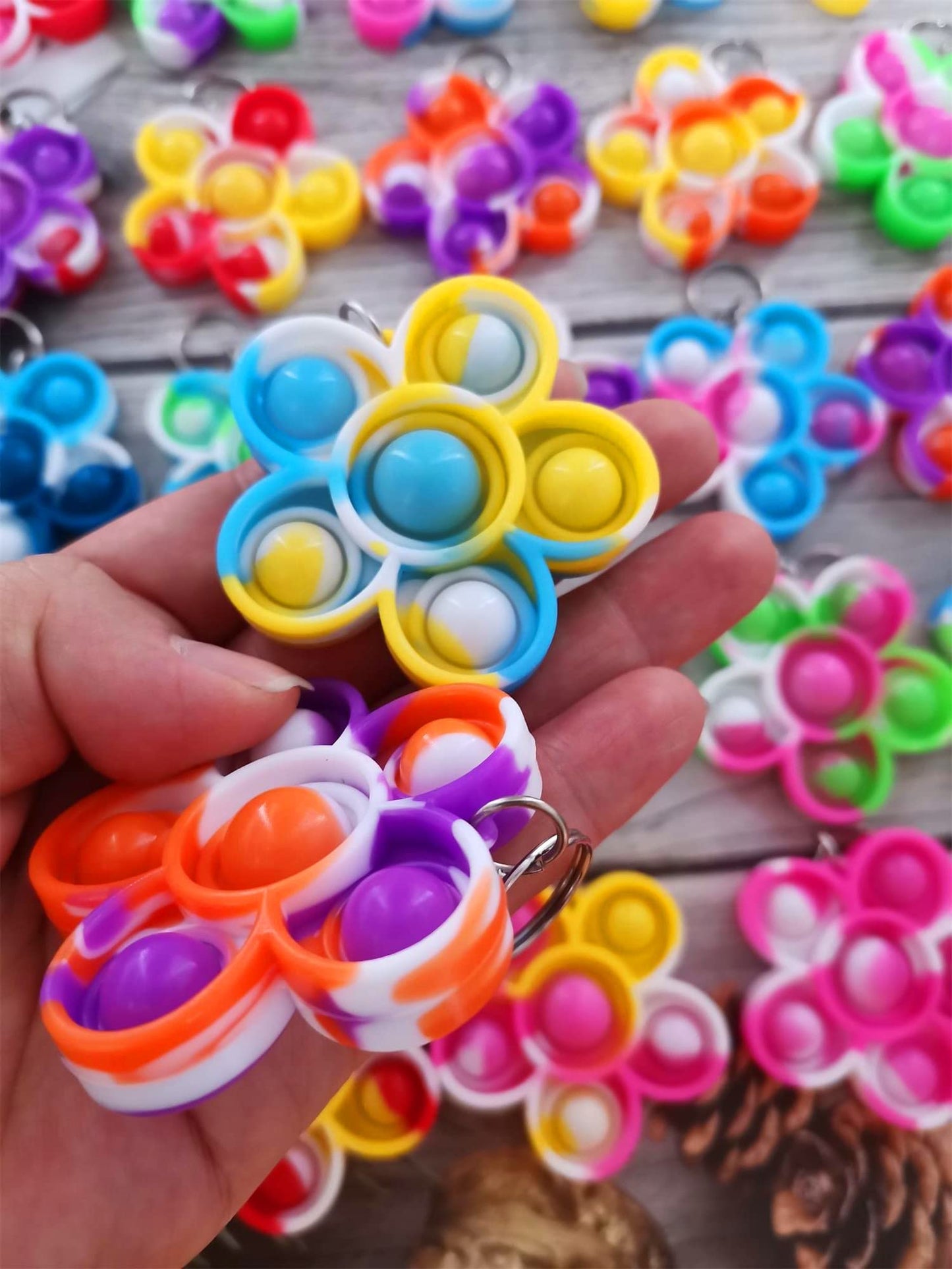 HOZKEAP 30 Packs Bulk Flowers Backpack Keychain Mini pop Fidget for boy and Little Girl,Kids,Students Birthday Party Favors,Students Bubble Prize