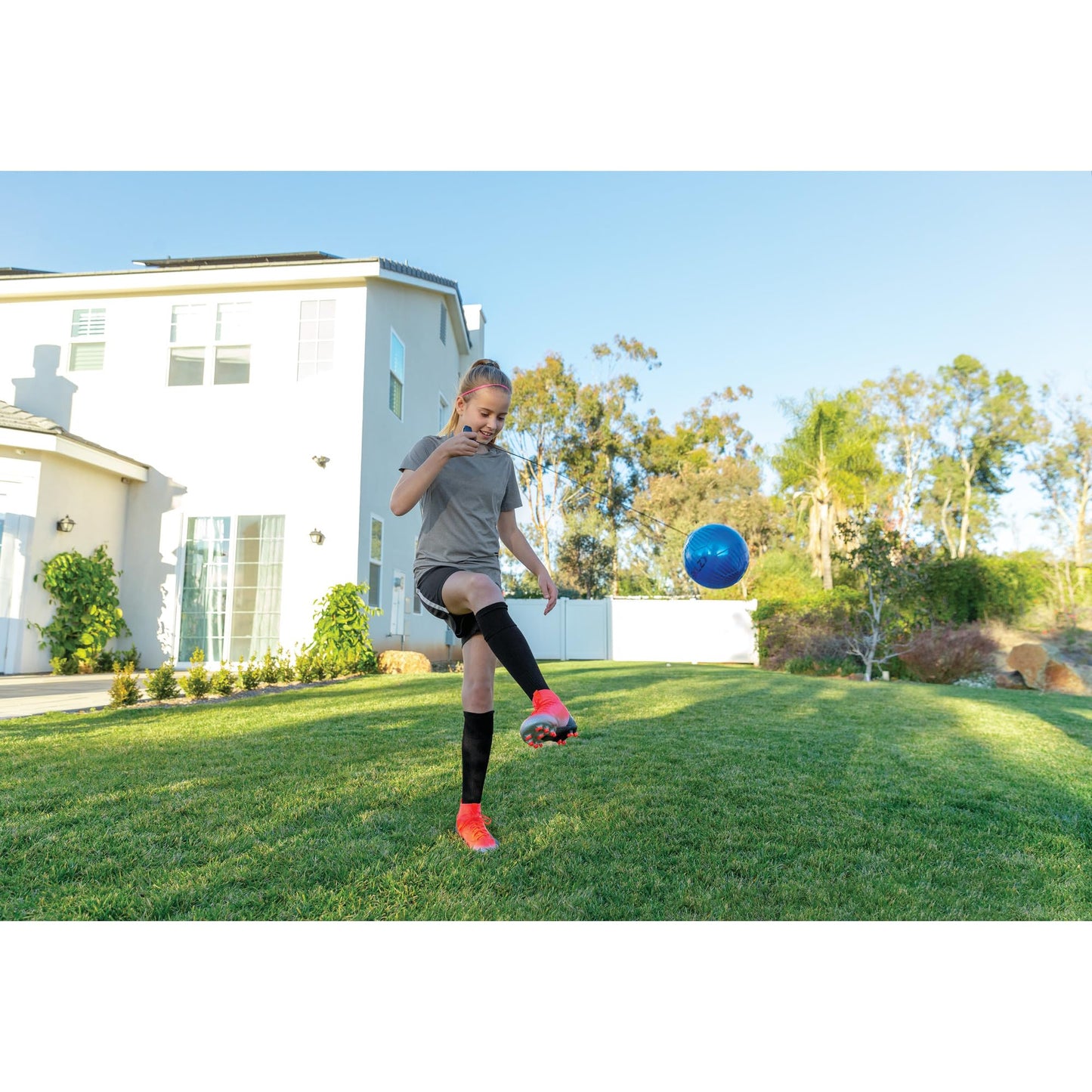 SKLZ Star-Kick Solo Soccer Trainer with Size 1 Soccer Ball, Cobalt