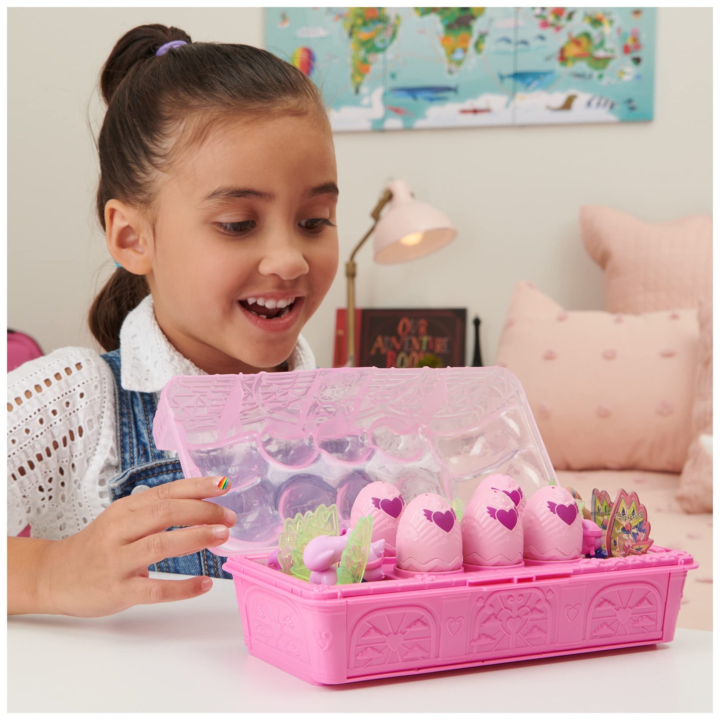 Hatchimals CollEGGtibles, Rainbow-cation Wolf Family Carton with Surprise Playset, 10 Characters, 2 Accessories, Kids Toys for Girls