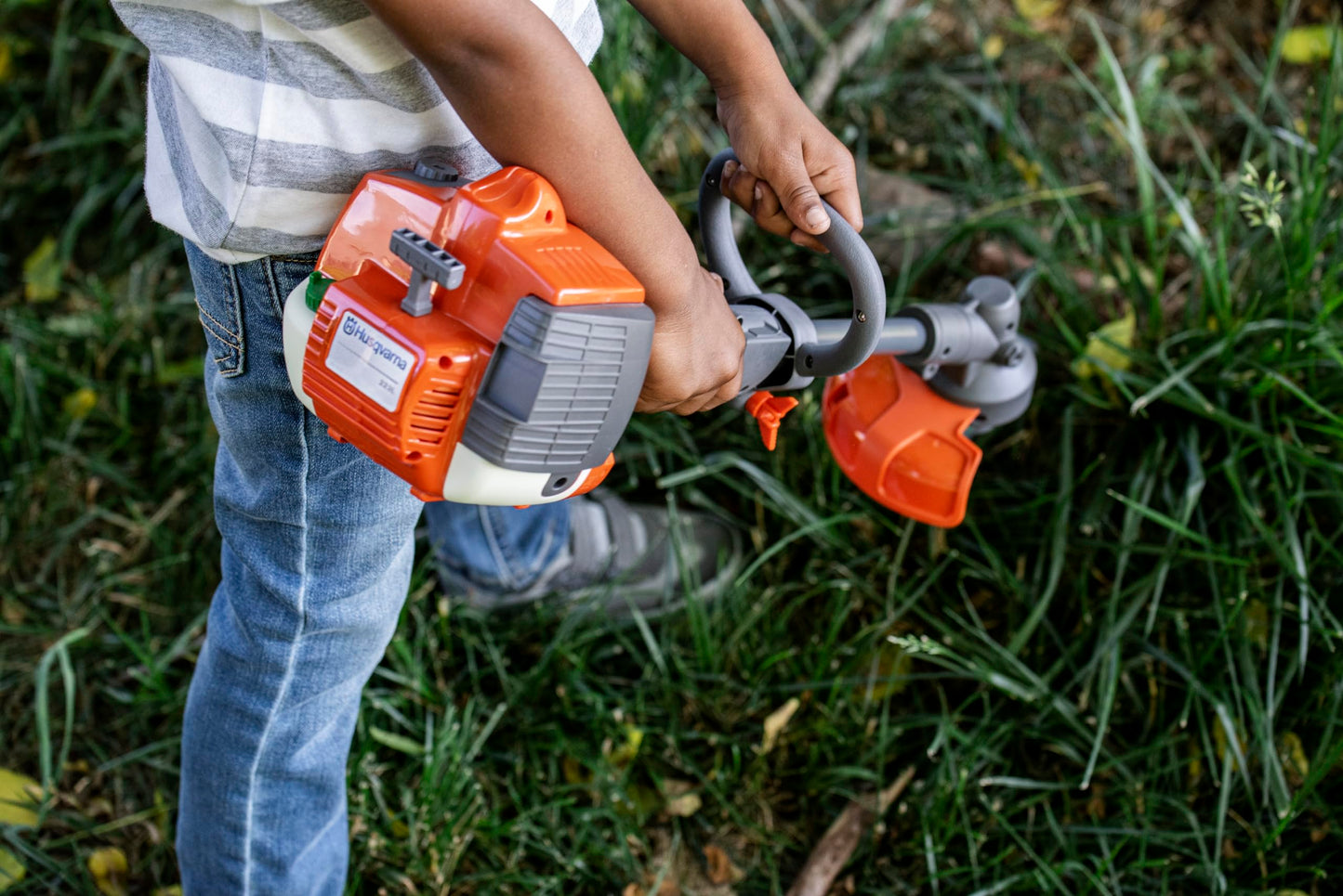 Husqvarna 223L Toy Trimmer with Realistic Sounds and Light-Up Trimmer Line, Toy Weed Eater for Kids Ages 3 and Up, 585729104