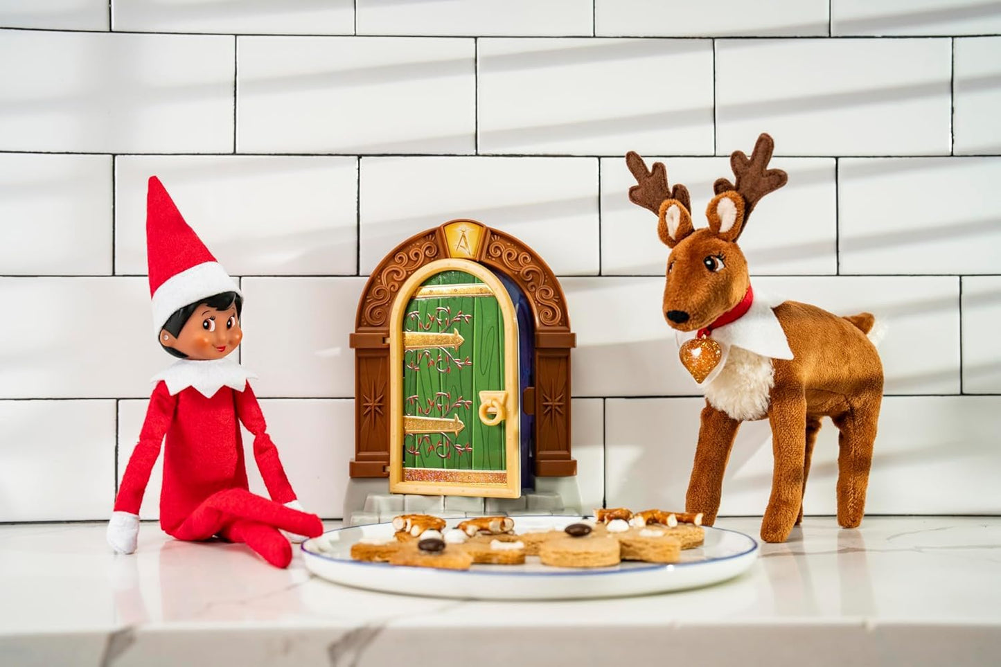 The Elf on the Shelf Elf Pets Reindeer Plush, Reindeer Tradition Story Book, and Cheer Checkup Vet Accessory Set (Multi-Item Bundle)