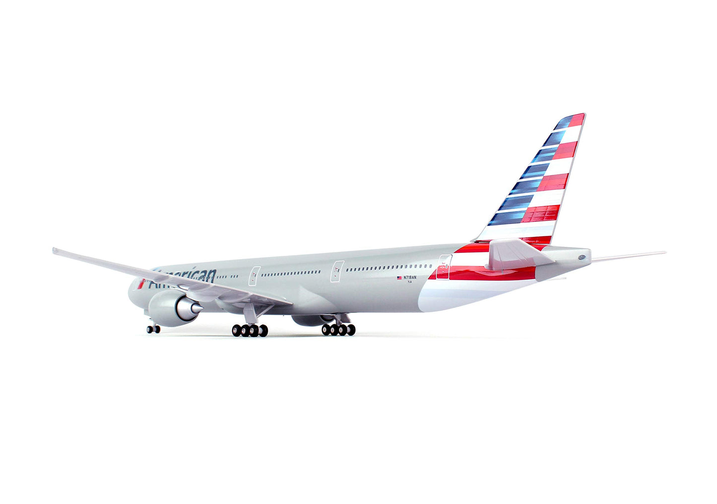 Daron Skymarks SKR715 American 777-300 New Livery Airplane Model Building Kit with Gear, 1/200-Scale, White