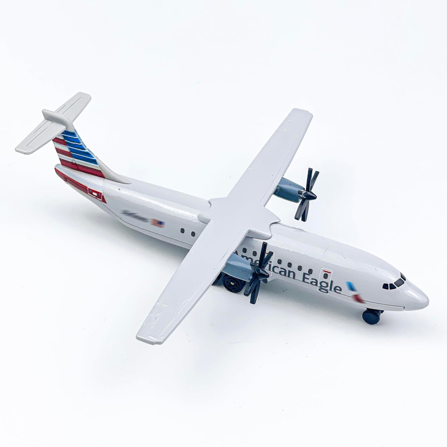 WngAur Die-Cast Propeller American Airplane Model – 6 Inch Alloy Plane with Rolling Wheels – Miniature Aircraft Collectors & Aviation Enthusiasts