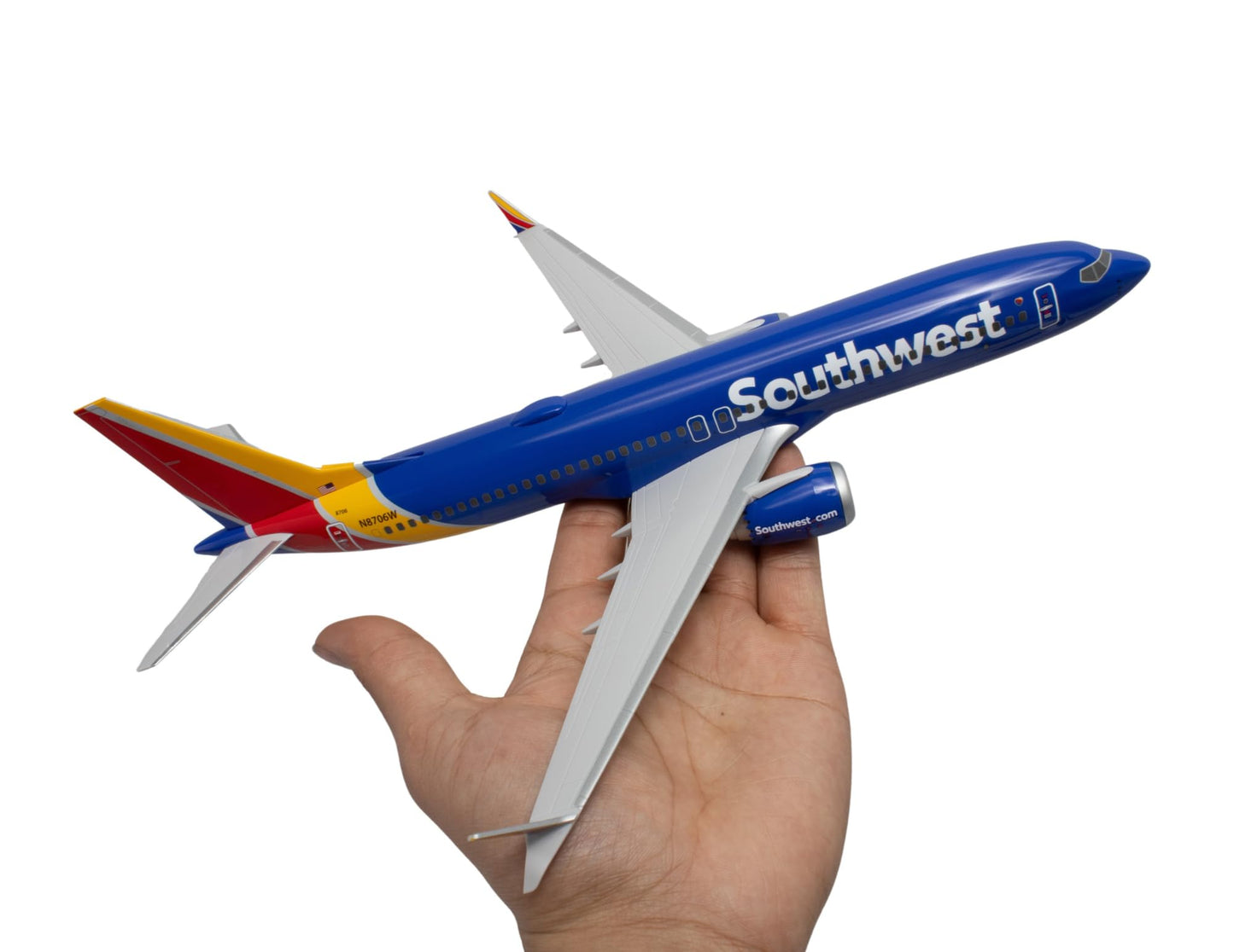 Daron Skymarks Southwest Airlines Boeing 737 MAX 8 1:130 Scale Model with Wi-Fi Dome and Stand