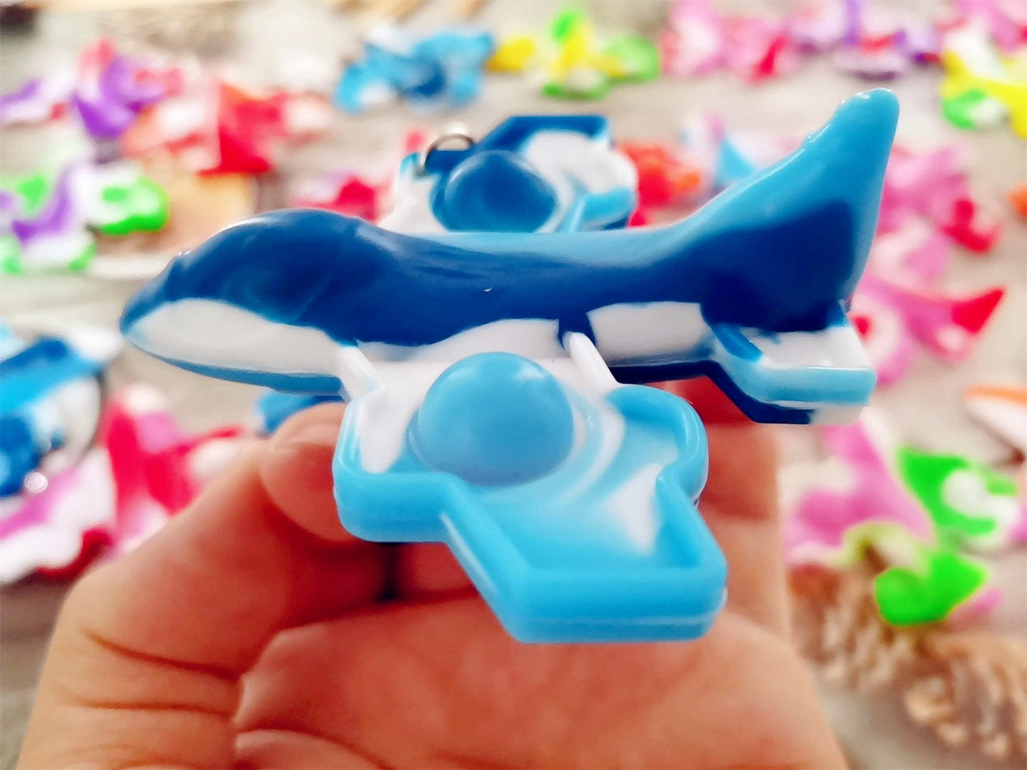 Roaqua 30 Packs Airplane Mini Pop Fidget, Autism Sensory Birthday Birthday Party Favors Gifts for School Classroom, Adult and Kids