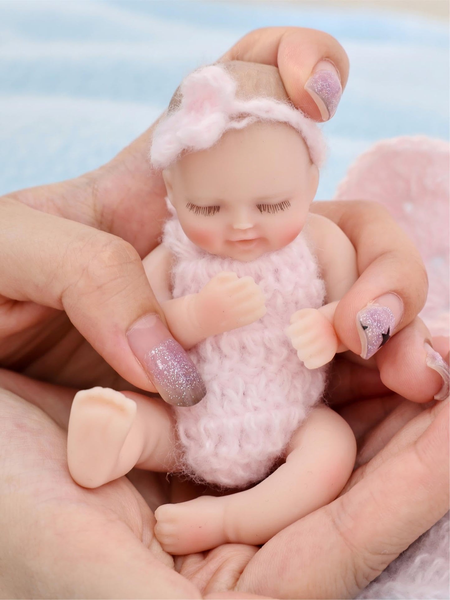 Cloveray 5 inch Mini Platinum Silicone Reborn Baby Doll, Tiny Silicone Baby Dolls，Realistic Newborn Baby Dolls Full Body Stress Relief, Decoration, Gifts, Collectible