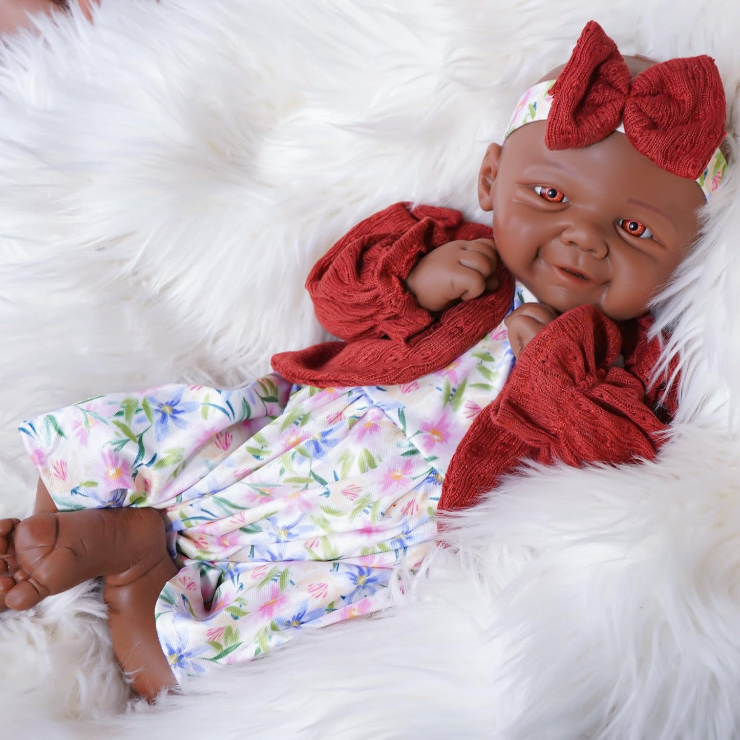 SILINAISIA Lifelike Reborn Baby Dolls Smiling Girl 17in Weighted Silicone Full Body Flexible Limbs Realistic Real Life Baby Dolls Open Eyes Newborn Babies