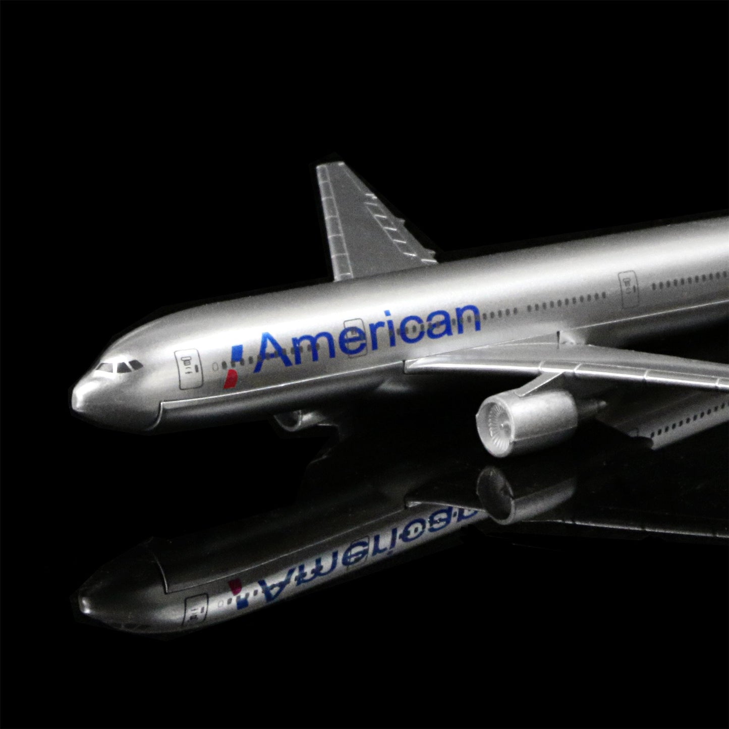 24-Hours The New American B777 Alloy Metal Model Aircraft Birthday Gift Plane Models chiristmas Gift 1:400