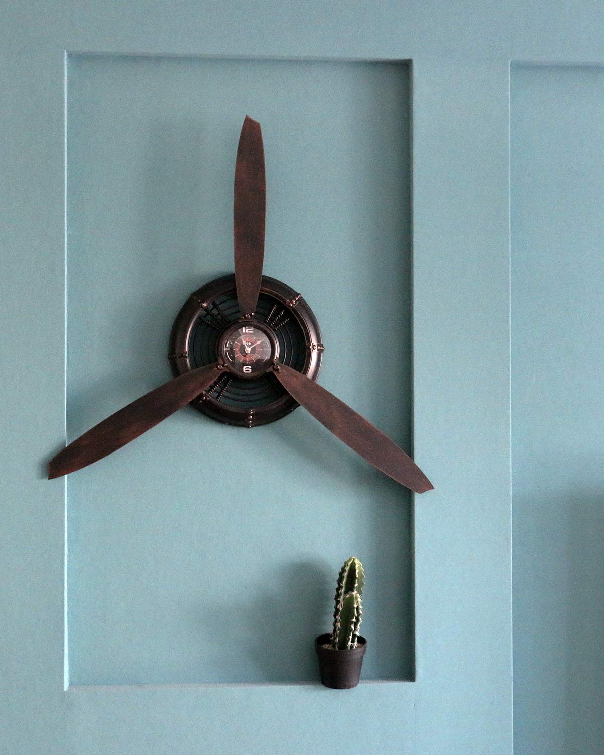 AOROTOE Metal Wall Decor Art Antique Airplane Propeller Aviation Wall Clock for Living Room Bedroom Rustic Wall Sculptures Brown 29.5×26.4 inches