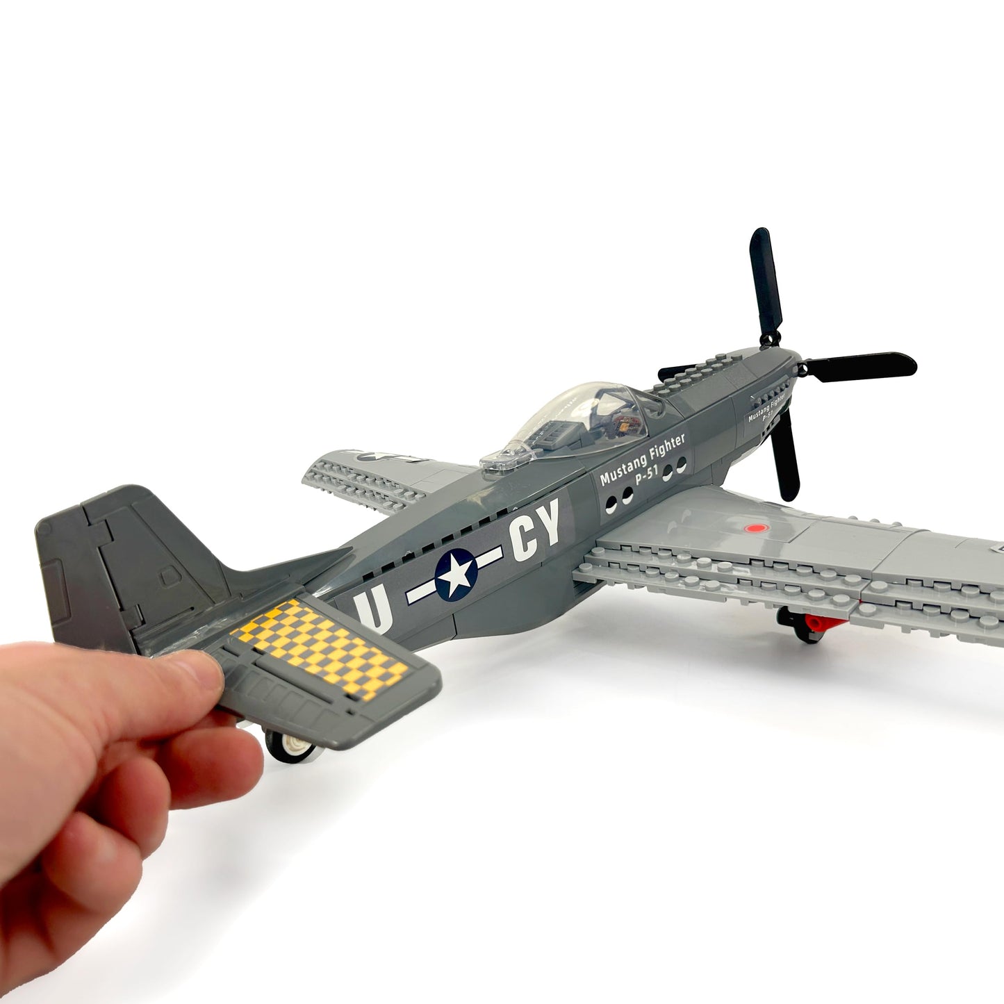 General Jim's WWII US P-51 Mustang Historical Fighter Plane Brick Building Blocks Set, 258 Pieces, 1:25 Scale, Spinning Propeller, Adjustable Flaps, Compatible with Major Brick Brands, GJ-P51