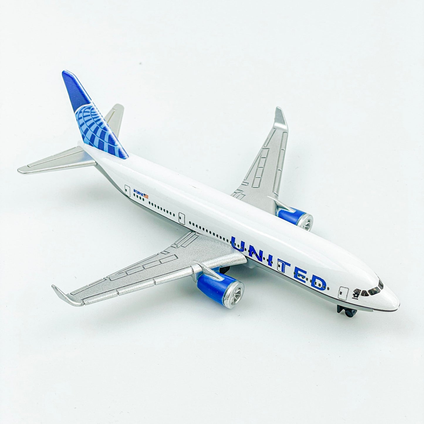 AVIAMUSE United Model Airplane, Planes Model Aircraft Suitable for Collection and Christmas, Birthday Gifts