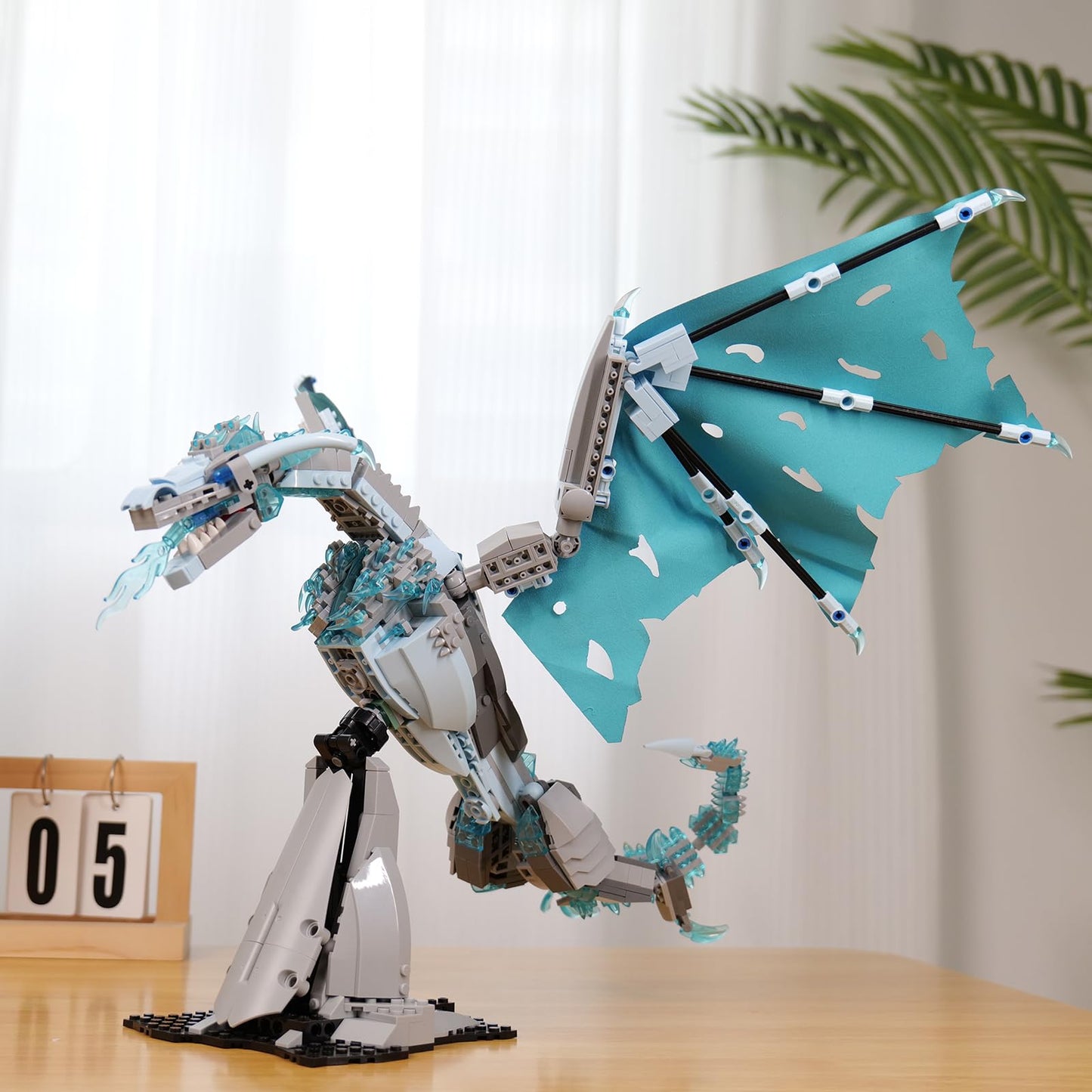 QFJ Ideas Ice Dragon Building Set，Compatible with Mainstream Brands Adults Collectible MOC Dragon Model STEM Toy for GOT Fans Home Decor,Creative Gift for Kids Boys & Girls 8-16 (1019 PCS)