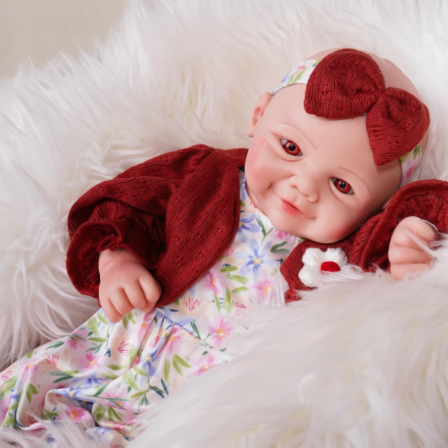 SILINAISIA Lifelike Reborn Baby Dolls Smiling Girl 17in Weighted Silicone Full Body Flexible Limbs Realistic Real Life Baby Dolls Open Eyes Newborn Babies