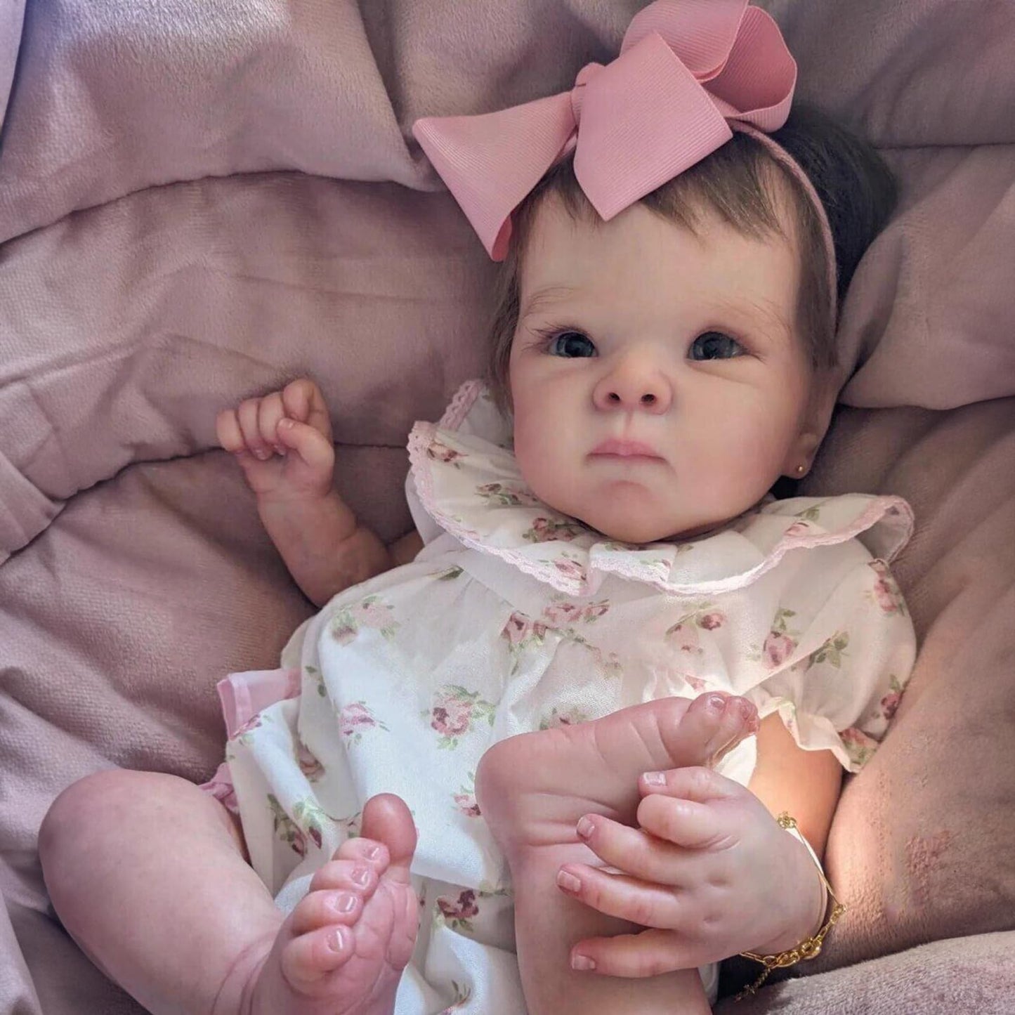 WOOROY Reborn Baby Dolls - 20 Inch Lifelike Realistic Baby Doll Real Life Baby Dolls Newborn Girl Posable Soft Gift Set with Accessories for Kids, Parents, Collectors