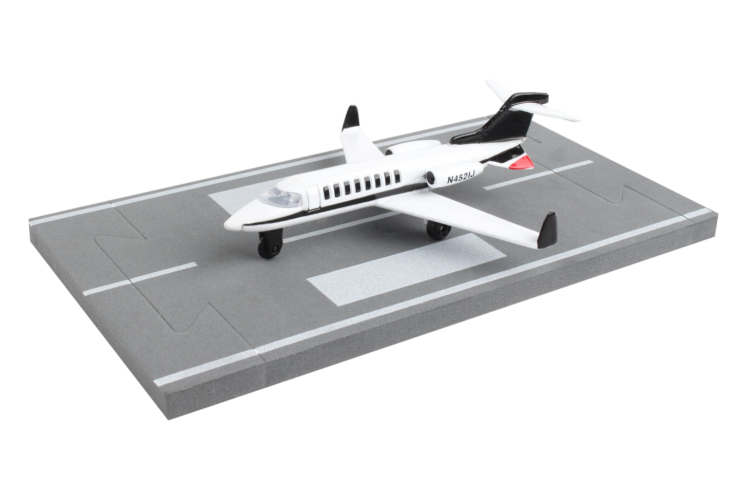 Daron Worldwide Trading Runway24 Private Jet Vehicle Medium