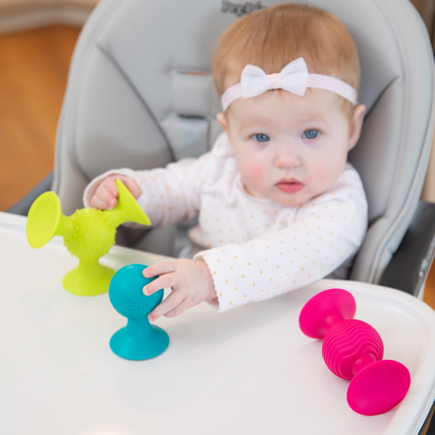 Fat Brain Toys PipSquigz Combo Set - 2 PipSquigz Loops, 3 Rattling Pip Squigz, Zippered Storage Case -BPA-Free Silicone Fidget Toys for Girls and Boys