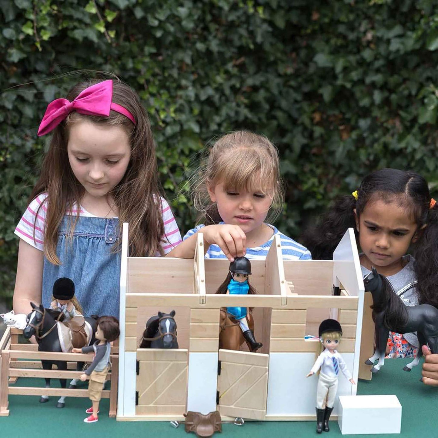Lottie Dolls Stable Playset | Toy Farm Playset | Toy Barn | Toy Horse Stable Playset | Wooden Barn