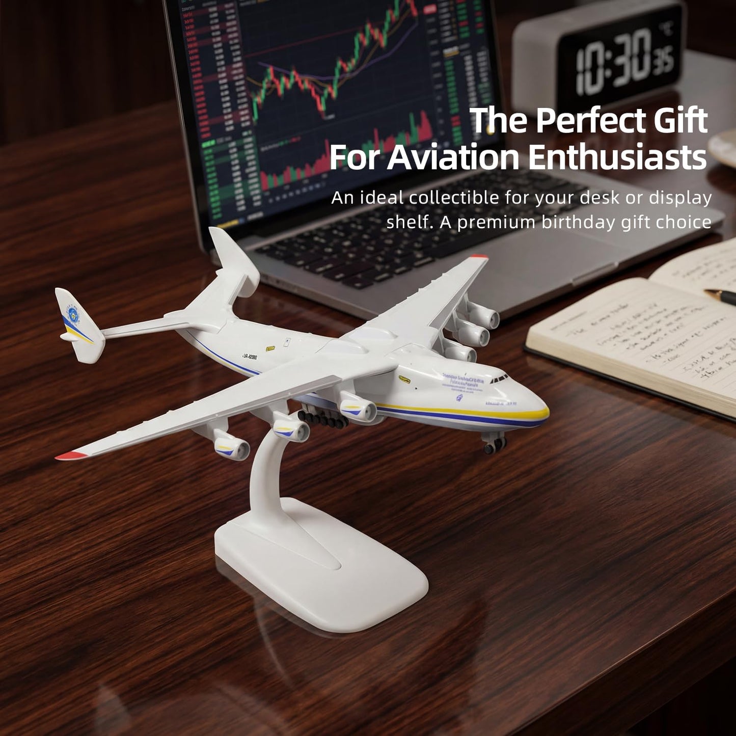 QIYUMOKE 1/400 AN-225 Airplane Model with Rubber Airport Mat and 5 Mini Car, Diecast Metal Antonov 225 Mriya Airplane Model Kits for Adult Decoration Military Aircraft or Gift (Mat: 25×35 cm)