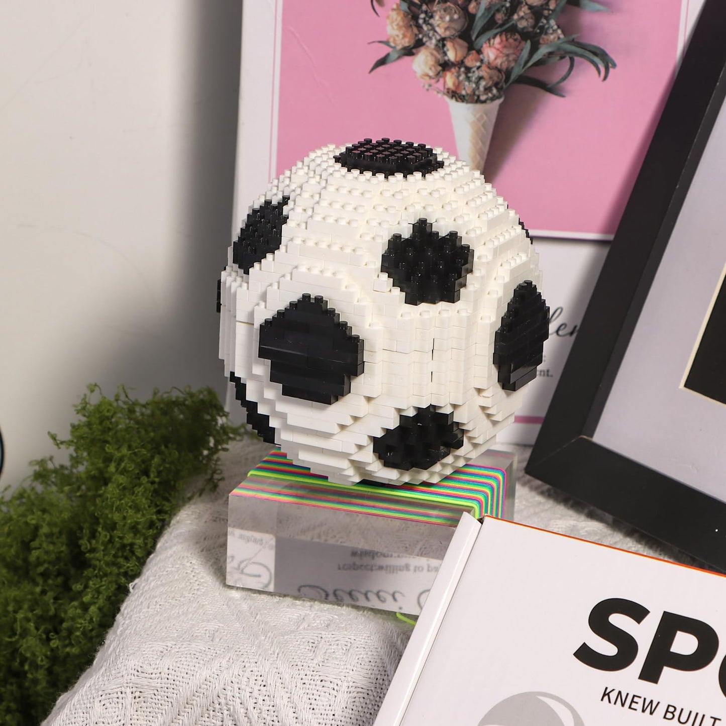 outtshop Soccer Building Blocks Set, STEM Educational Toy, Soccer 3D Puzzle Block Decorations, Soccer Gifts for Boys Office Home Decor （800Pcs）