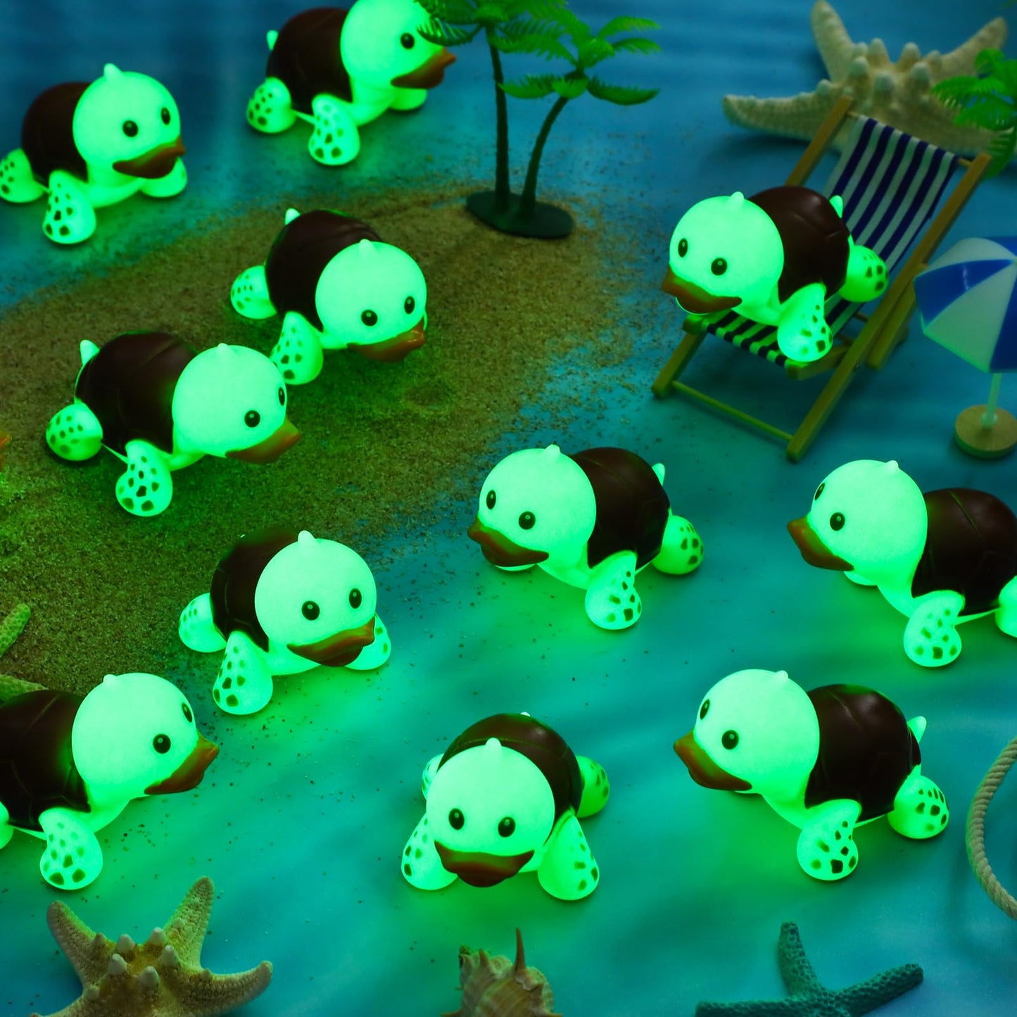 HyDren 50 Pcs Rubber Turtle Duck Glow in The Dark Cute Duck Bulk Mini Squeaky Rubber Toys Floating Bathtub Favors Gifts for Sea Carnival Valentine's Day Beach Party Decor(Green)