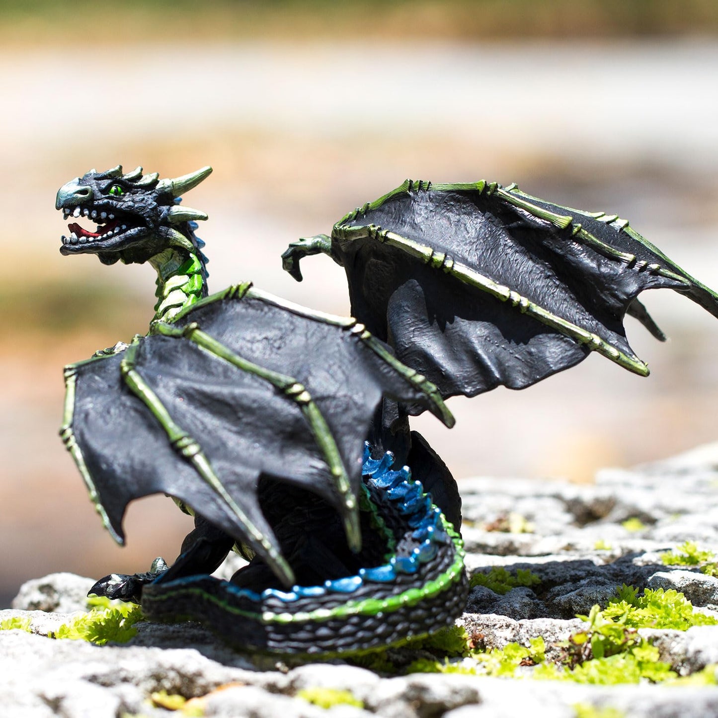 Safari Ltd. Fog Dragon Figurine - Detailed 8.5" Plastic Model Figure - Fun Mythical Creature Play Toy for Boys, Girls & Kids Ages 4+