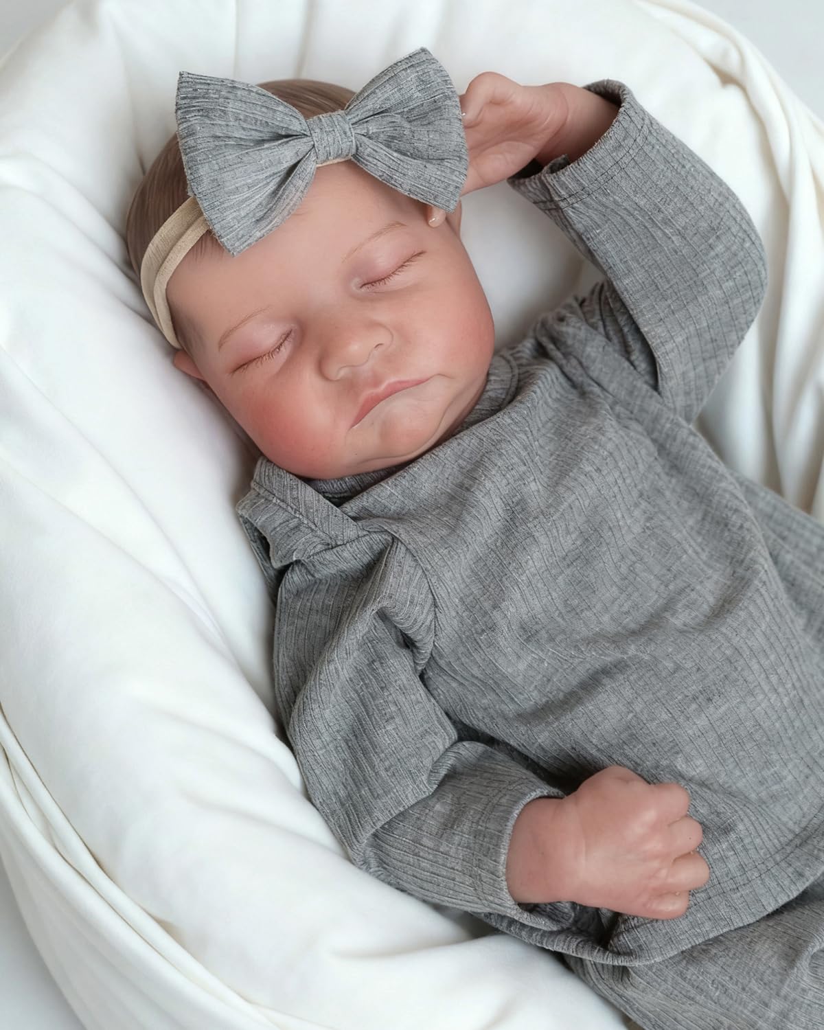 FOCKOF Realistic Reborn Baby Dolls Girl 17-Inch Soft Vinyl Lifelike Real Life Baby Dolls Babe Reborn Accessories for 3+ Years Old (Gray)