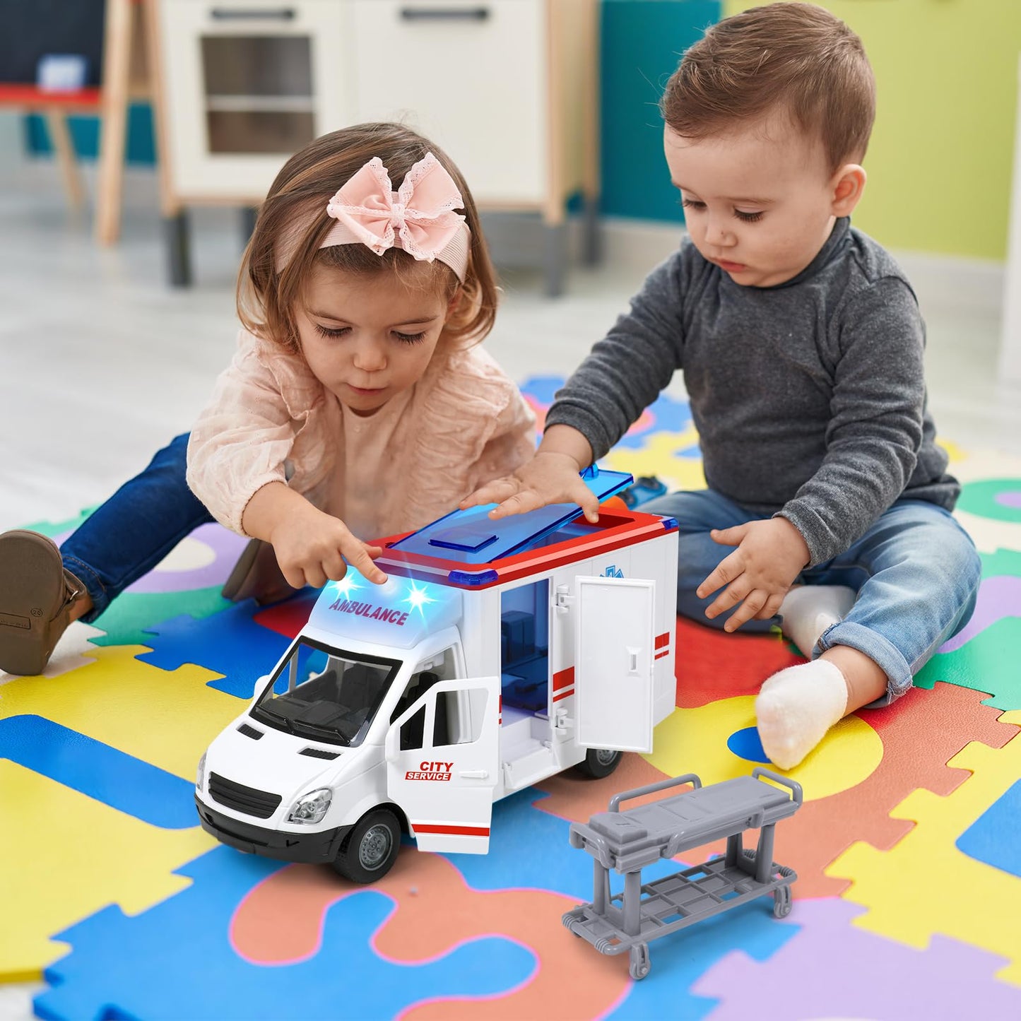 Toy Ambulance Boys Age 3-5 With 4 Different Flashing Lights & Sound, Back And Side Doors Open Friction-Powered Wheels Light Up Toy Hospital Sets Buses Birthday Gift 3 4 Year Old And Up Girl Boy Toys