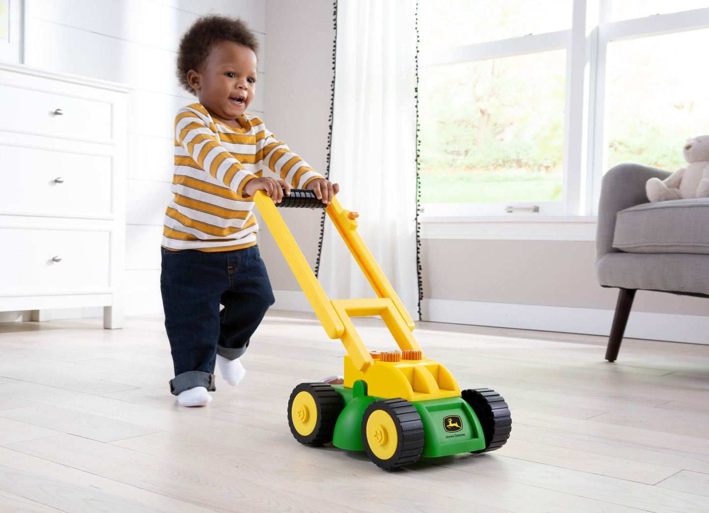 Tomy John Deere Electronic Lawn Mower, Toy for Kids