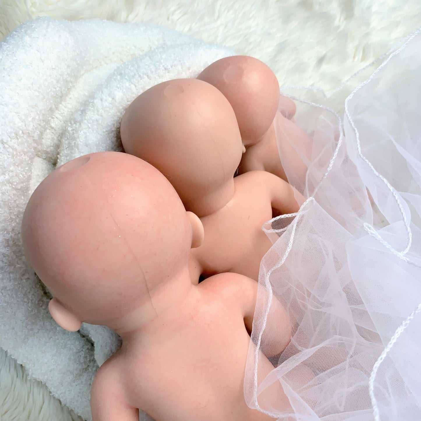 Yokyyi 13Inch Pascale Reborn Baby Dolls Silicone Full Body Correct Real Close Eyes Full Body Silicone Baby Dolls Sleeping Girl with Feeding Kit