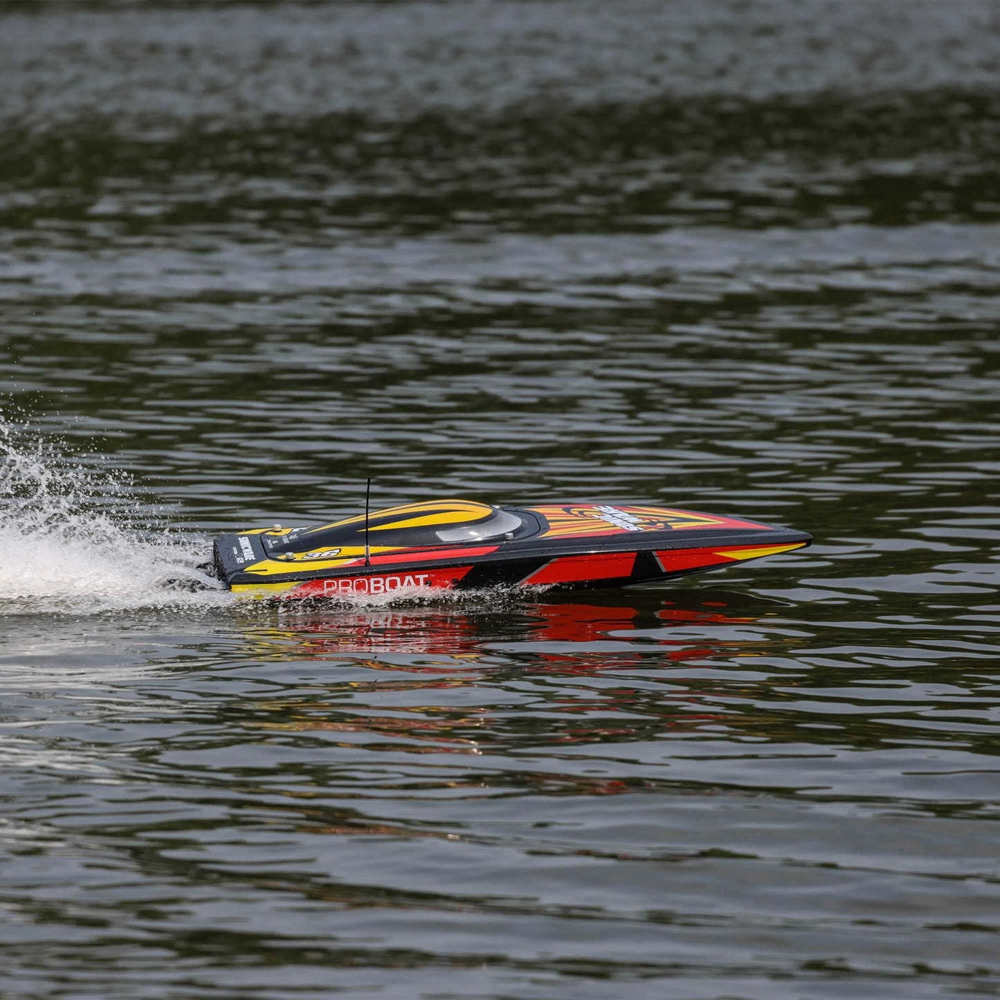 Pro Boat Sonicwake V2 36" Self-Righting Brushless RC Boat Deep-V RTR Batteries and Charger Not Inccuded Black PRB08032V2T1