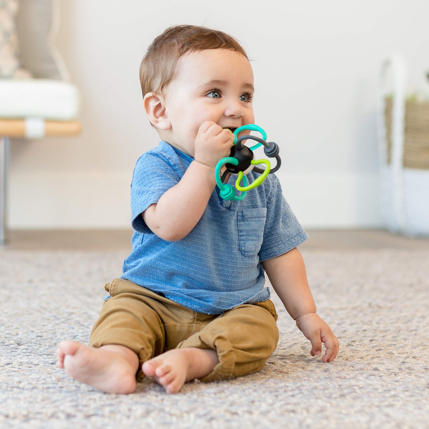 Infantino Slide & Teethe Bendy Knot