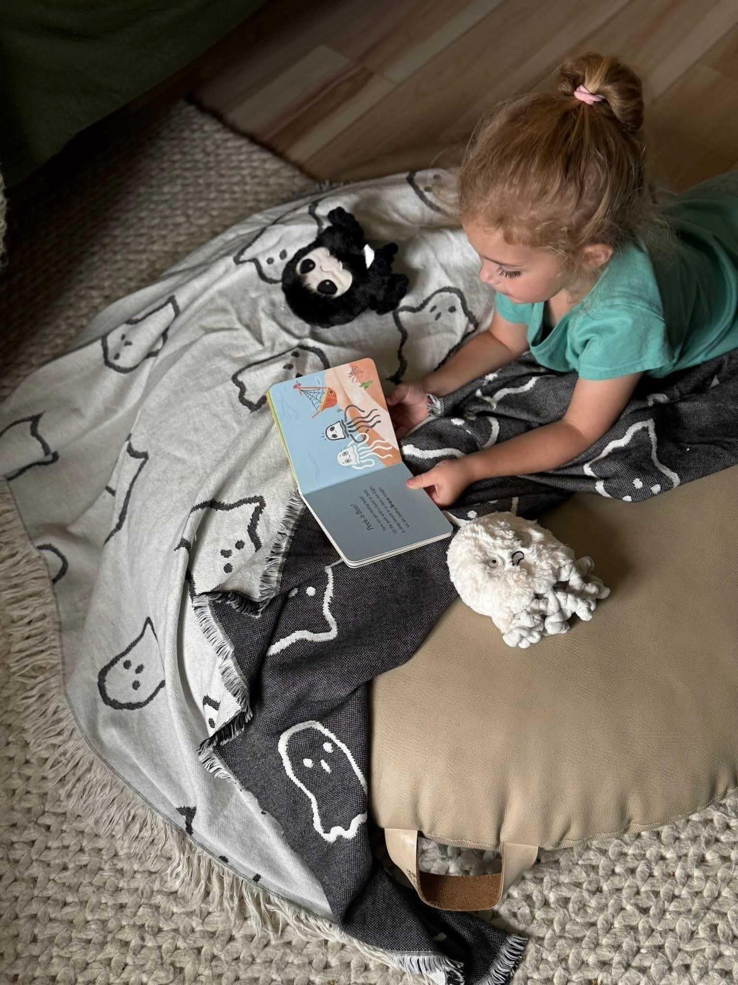 Slumberkins Peek-A-Boo Feelings Jellyfish Set - Promotes Emotion Identification, Curiosity & Bravery - Includes Board Book & 2 Limited Edition Jellyfish Mini Plush Toys
