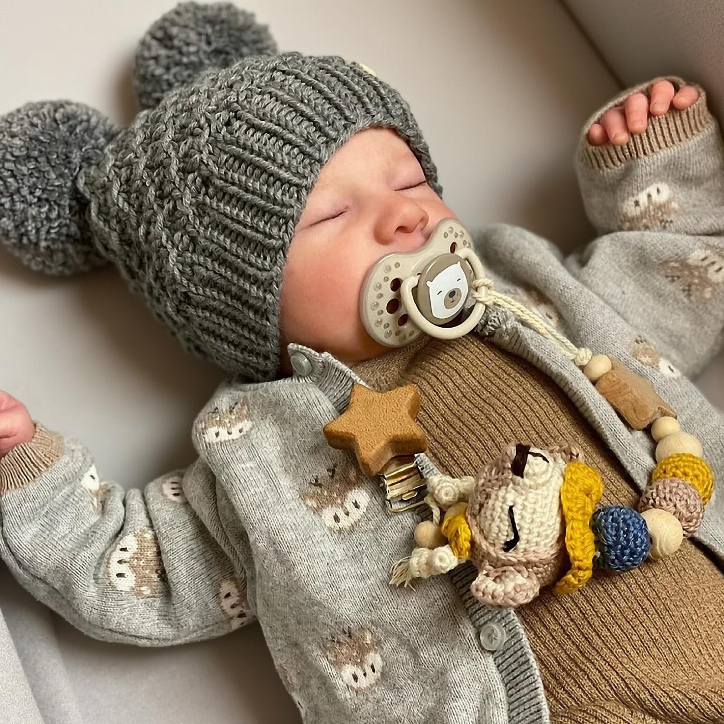 BABESIDE Realistic Reborn Baby Dolls Boy - Aiden(20 Inch) + Noah (17 Inch) Handmade Realistic Baby Doll Soft Body Realistic-Newborn Baby Doll with Toy & Gift Box for Kids Age 3 +