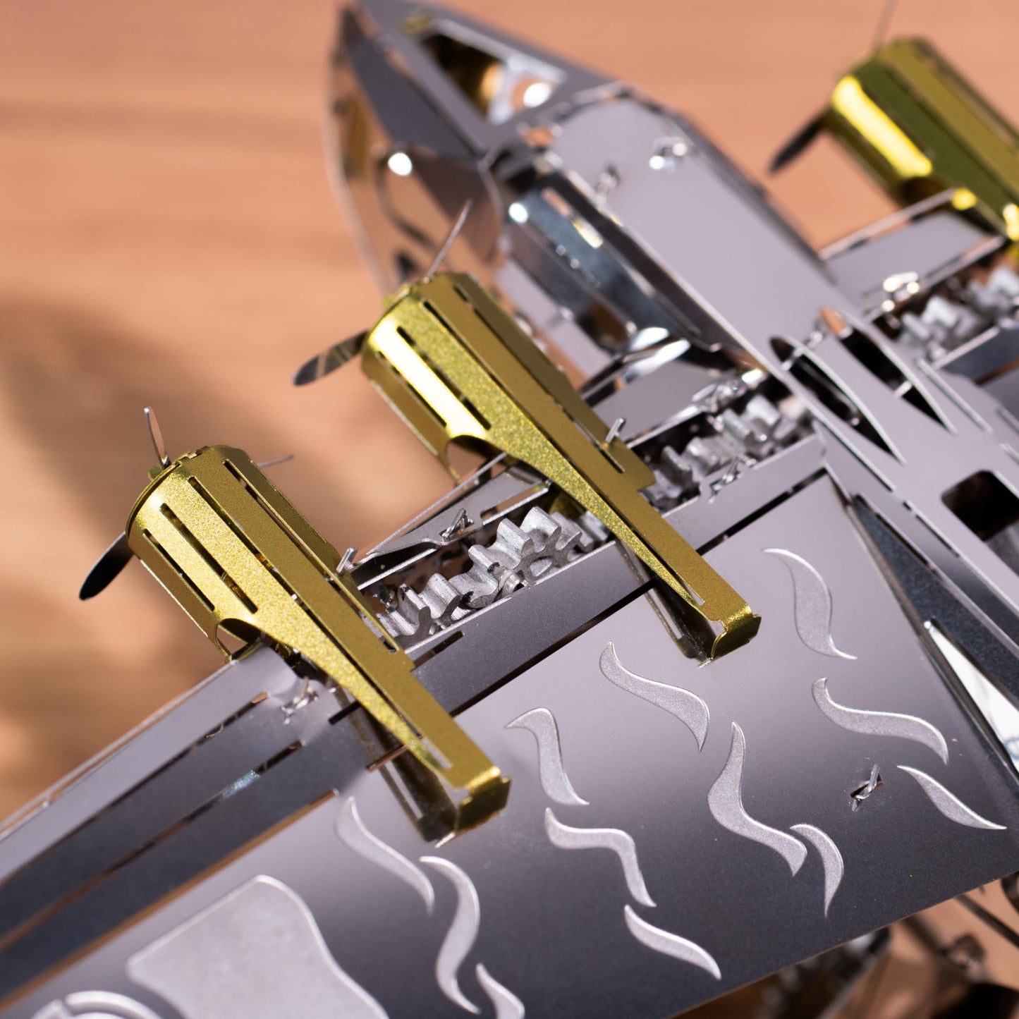 METAL-TIME SPLASHING DREAMER, 3D Metal Airplane Model Mechanical Building Kit, Unique Wind-Up Moving Mechanism, Stainless Steel DIY Construction with Toolbox - 124 Pieces.
