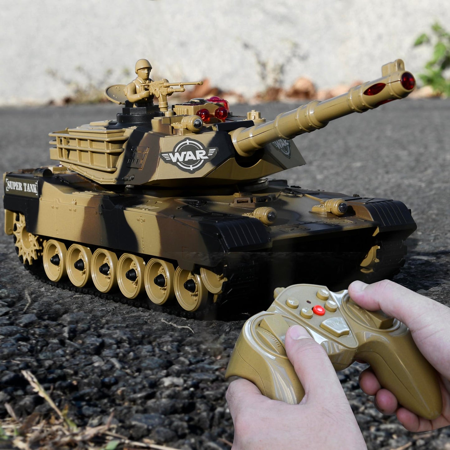 Haktoys 2-Pack RC Battle Tank Set – 1:24 Scale Remote Control Military Fighting Tanks with Lights, Realistic Sounds & Life Indicators | Radio Control Army Toy for Kids & Adults