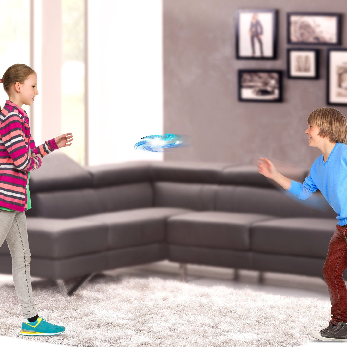 ArtCreativity Light Up Flying Ninja Stars Set, 2 Rubber Throwing Stars with Batteries, Interactive Ninja Kids Toys for Tossing, Games, 2 Colors, Gift for Kids Red and Blue Stars (Pack of 2)