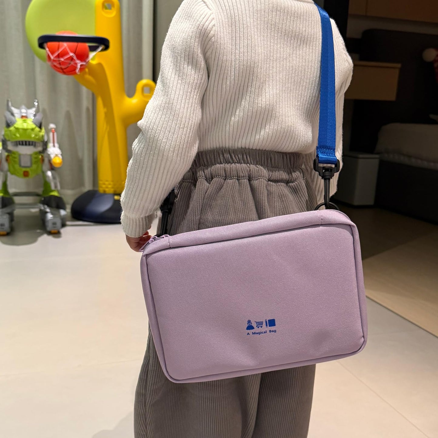 Girls Educational Travel Toy, Convenience Store Cash Register Pretend Play Set with Realistic Play Food, Doll Dress-Up Outfits and Accessories, Portable Kids Toy Storage Bag, Birthday Gifts for 3-8