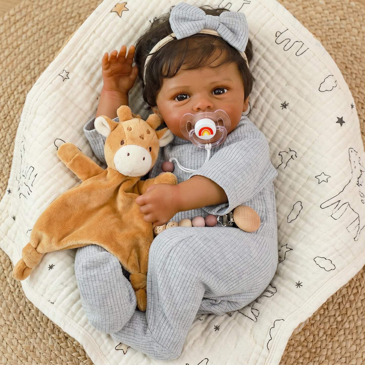 SCOM Realistic Reborn Baby Dolls - 18 Inch Black Real Life Baby Girl, African American Doll with Soft Vinyl Body, Lifelike Newborn Hispanic Brown Toddler with Accessories for Kids Age 3+ Gift