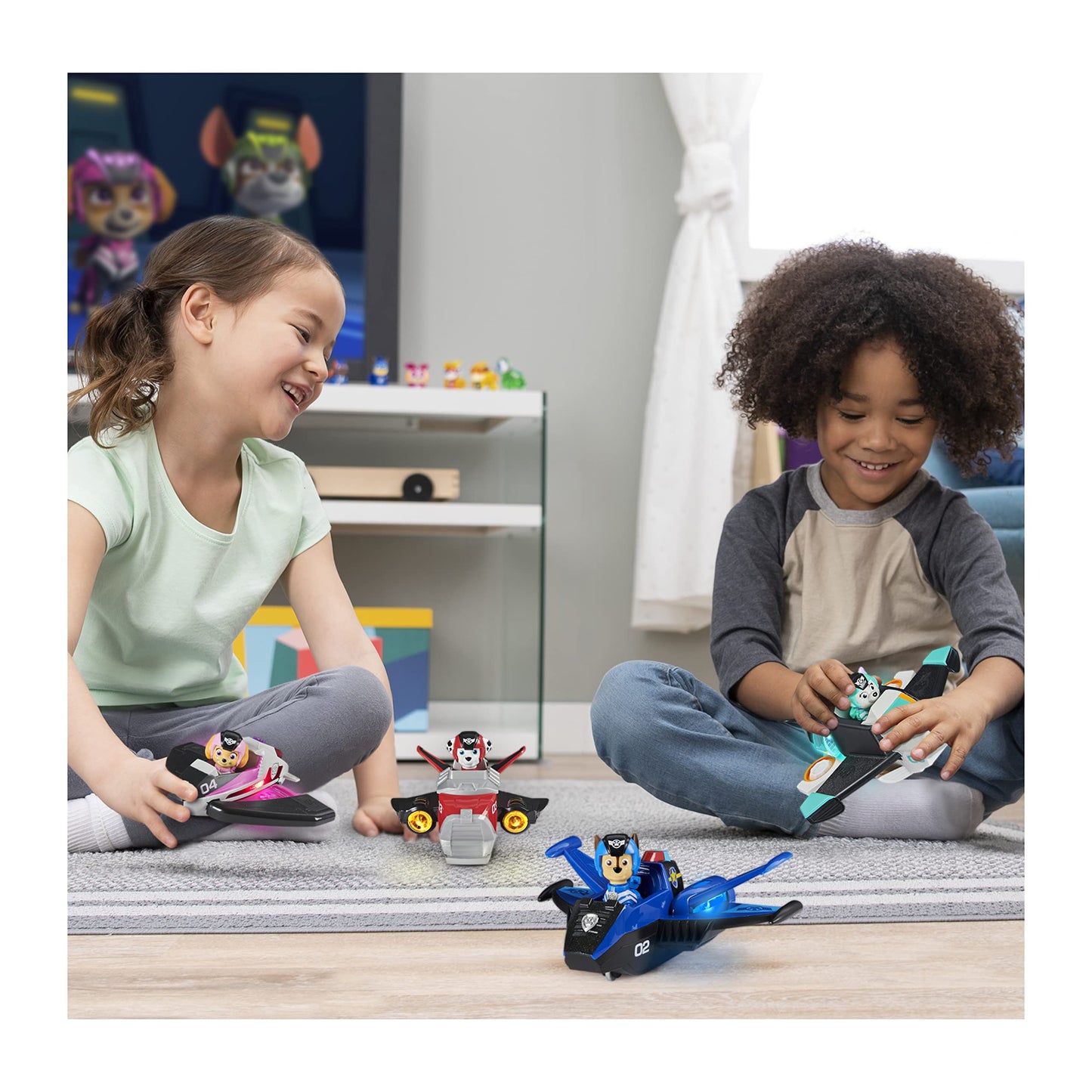 Paw Patrol, Jet to The Rescue Chase’s Deluxe Transforming Vehicle Toy with Lights and Sounds